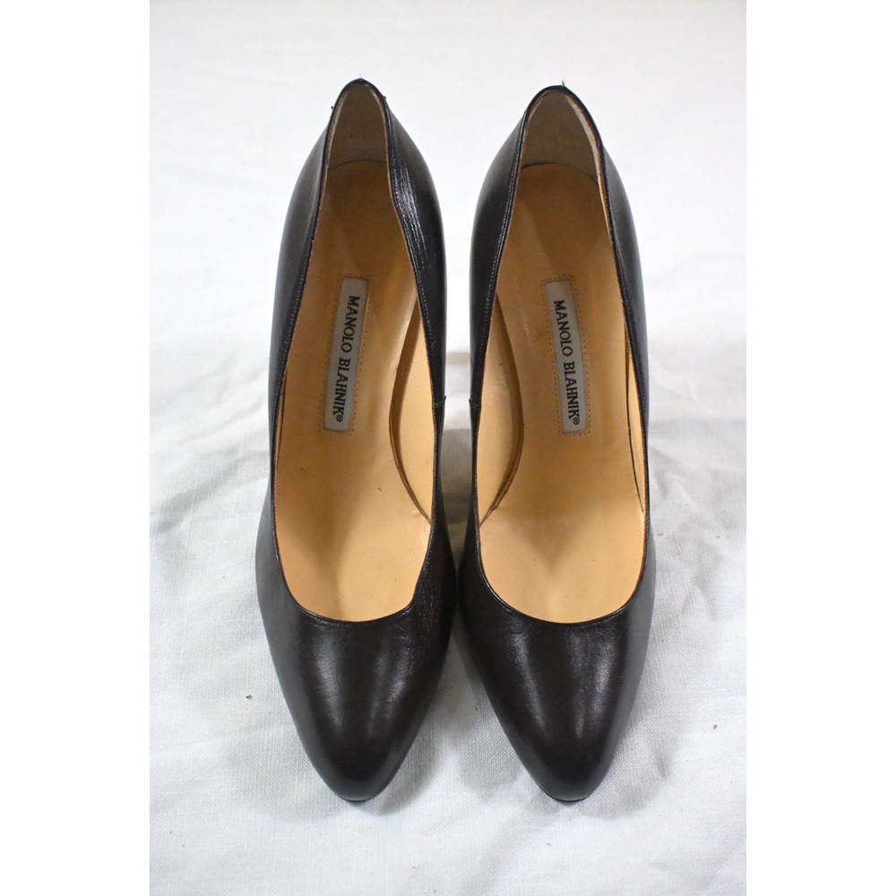 Manolo Blahnik Dark Brown Smooth Leather Almond Toe Stiletto Pumps Heels Sz 38 U